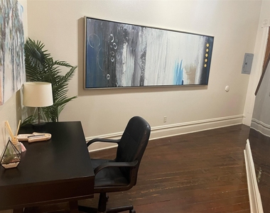 2118 Strand Street - Photo Thumbnail 2