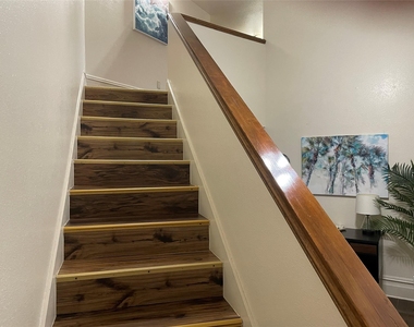 2118 Strand Street - Photo Thumbnail 16