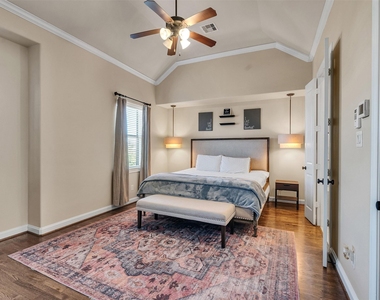 1877 Dart Street - Photo Thumbnail 30