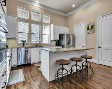 1877 Dart Street - Photo Thumbnail 23