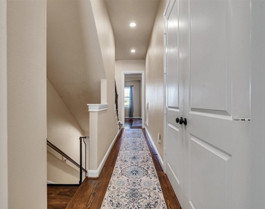 1877 Dart Street - Photo Thumbnail 28