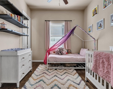 1877 Dart Street - Photo Thumbnail 27