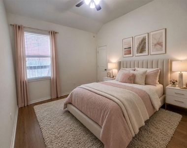 129 Autumn Forest Lane - Photo Thumbnail 13