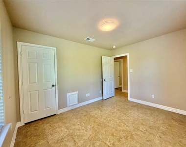 3121 Fm 646 Road N - Photo Thumbnail 17