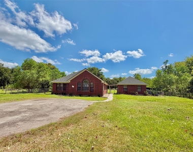 3121 Fm 646 Road N - Photo Thumbnail 2