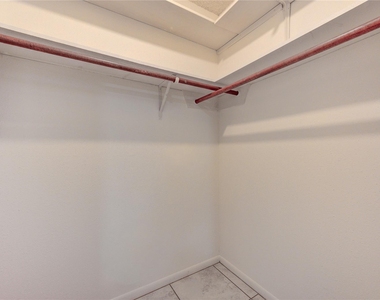 21419 Park Orchard Drive - Photo Thumbnail 18