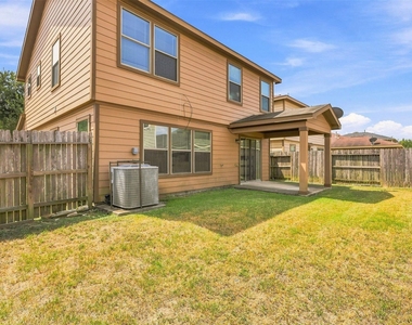 1014 Hummingbird Point Lane - Photo Thumbnail 27