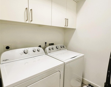 805 Dorothy Street - Photo Thumbnail 9