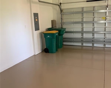 1325 Oceania Drive N - Photo Thumbnail 18