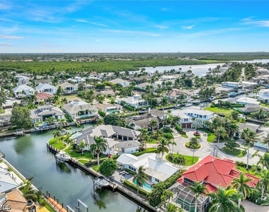 1250 Tuna Court - Photo Thumbnail 30