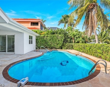 1250 Tuna Court - Photo Thumbnail 24