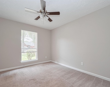 2606 Lexington Woods Drive - Photo Thumbnail 29
