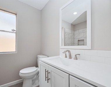 2606 Lexington Woods Drive - Photo Thumbnail 23