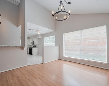 2606 Lexington Woods Drive - Photo Thumbnail 4