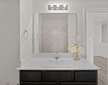1402 Acorn Meadow Street - Photo Thumbnail 7