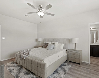 1402 Acorn Meadow Street - Photo Thumbnail 10
