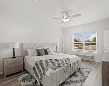 1402 Acorn Meadow Street - Photo Thumbnail 9