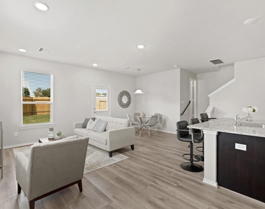 1402 Acorn Meadow Street - Photo Thumbnail 4