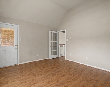 9947 Valance Way - Photo Thumbnail 24