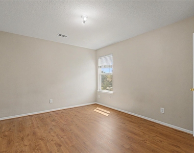 9947 Valance Way - Photo Thumbnail 33