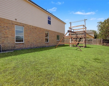 9947 Valance Way - Photo Thumbnail 40