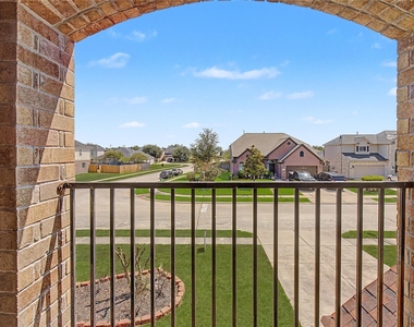 9947 Valance Way - Photo Thumbnail 25