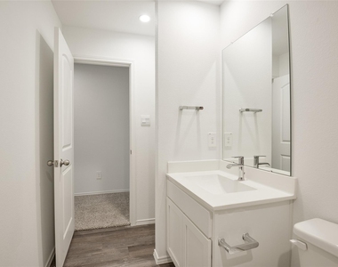 1055 Llano Trail - Photo Thumbnail 34