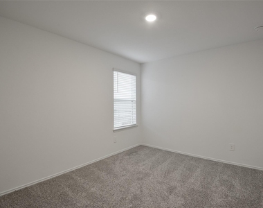 1055 Llano Trail - Photo Thumbnail 28