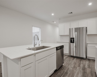 1055 Llano Trail - Photo Thumbnail 13