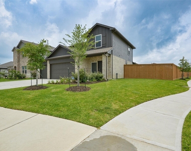 1055 Llano Trail - Photo Thumbnail 1