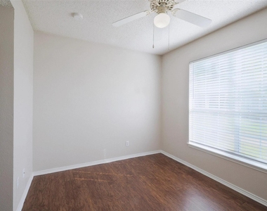 11908 Anderson Mill Road - Photo Thumbnail 20