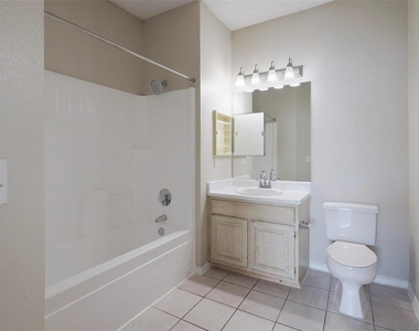11908 Anderson Mill Road - Photo Thumbnail 12