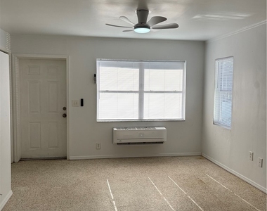 4048 Edgewood Avenue - Photo Thumbnail 1