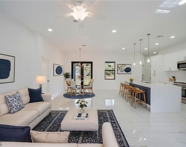 2604 73rd Street W - Photo Thumbnail 1