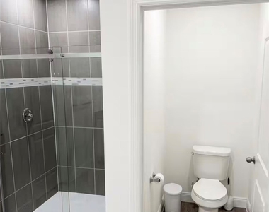8059 Sherwood Circle - Photo Thumbnail 11