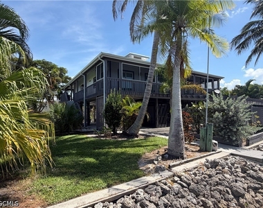 27189 Gasparilla Drive - Photo Thumbnail 4