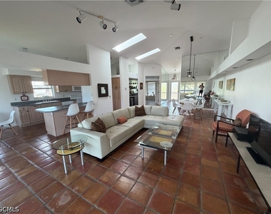 27189 Gasparilla Drive - Photo Thumbnail 7