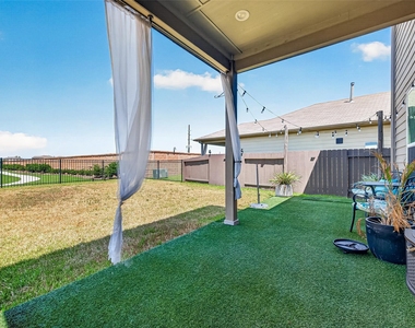 5911 Waggoner Ranch Trail - Photo Thumbnail 32