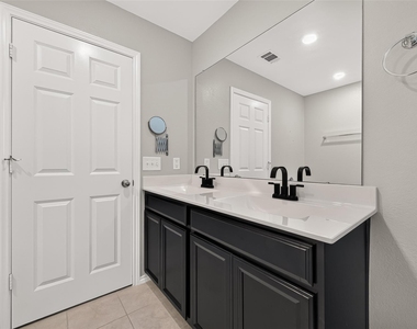 5911 Waggoner Ranch Trail - Photo Thumbnail 24
