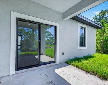 723 Bering Avenue S - Photo Thumbnail 5