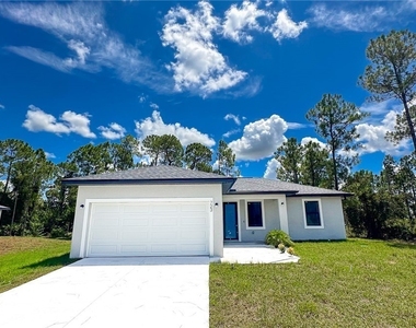 723 Bering Avenue S - Photo Thumbnail 1