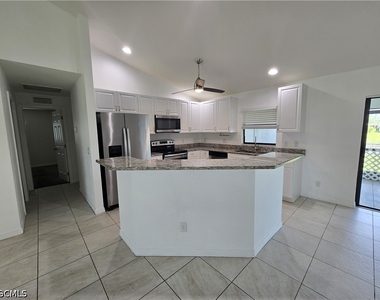 329 Sw 21st Lane - Photo Thumbnail 7