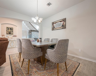 20607 Enrique Drive - Photo Thumbnail 8