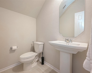 20607 Enrique Drive - Photo Thumbnail 19