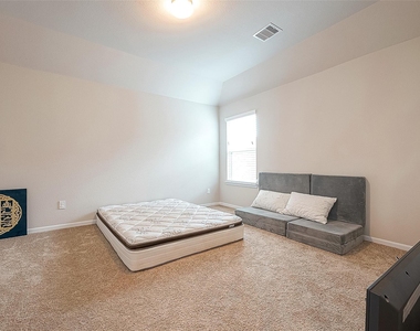 20607 Enrique Drive - Photo Thumbnail 25