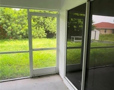 307 Homer Avenue S - Photo Thumbnail 7