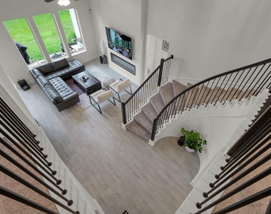 2210 Seneca Lake Drive - Photo Thumbnail 23