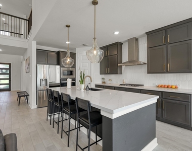 2210 Seneca Lake Drive - Photo Thumbnail 12