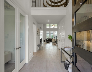 2210 Seneca Lake Drive - Photo Thumbnail 4