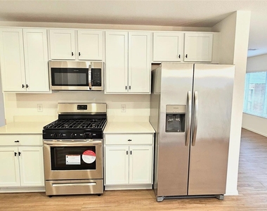 26734 Paloma Blanca Dr - Photo Thumbnail 6